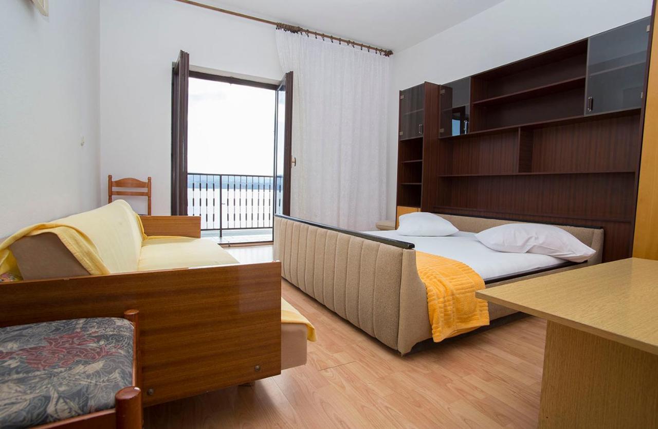 Stanici Beach Apartments Омиш Экстерьер фото