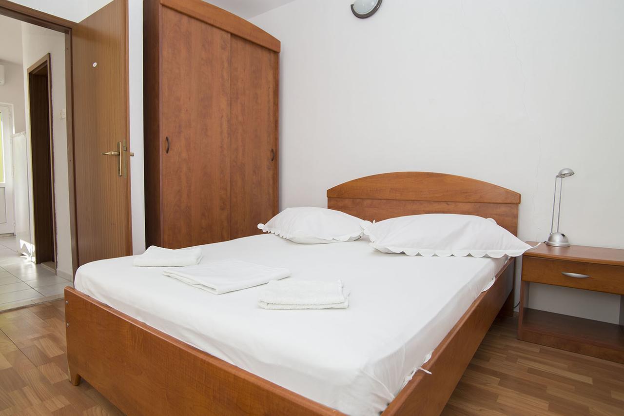 Stanici Beach Apartments Омиш Экстерьер фото