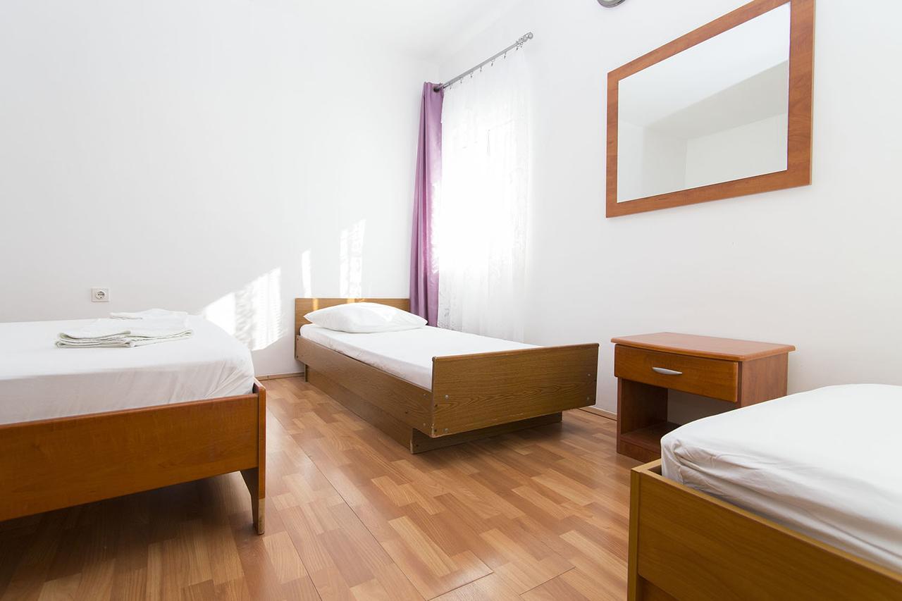 Stanici Beach Apartments Омиш Экстерьер фото